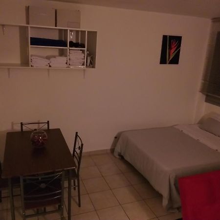 Studio A Fort De France Buitenkant foto